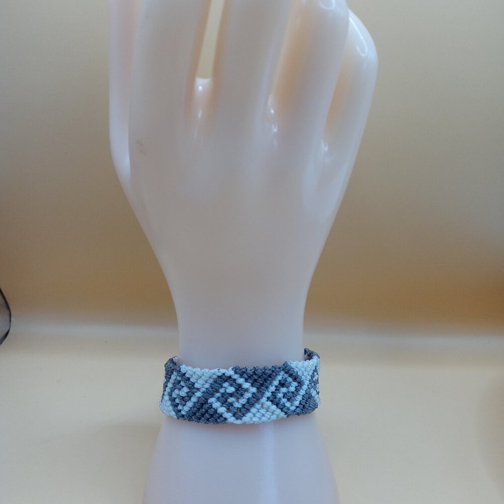 Multicolor Handwoven Macrame Thread Bracelet Desi… - image 1